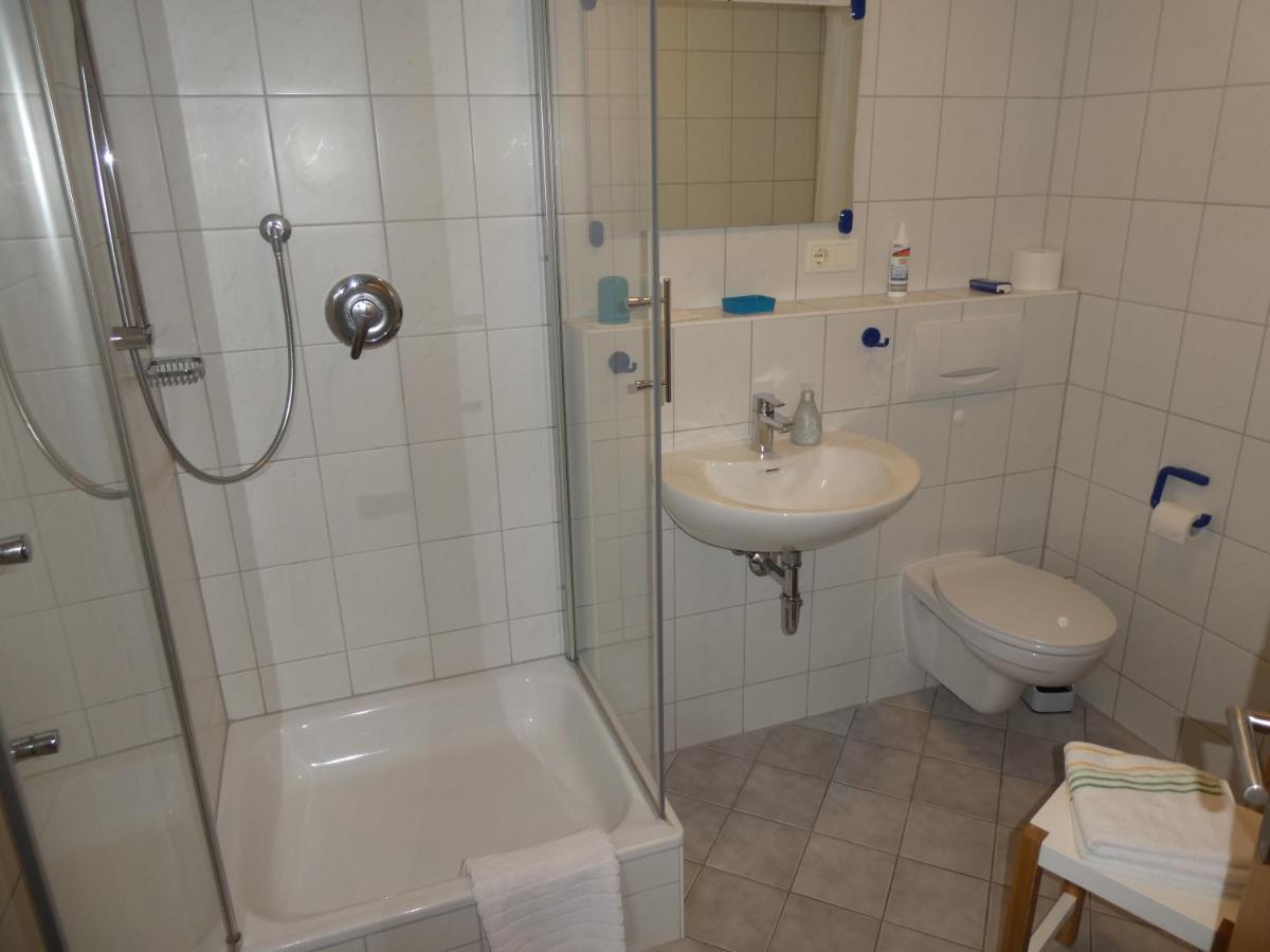 Ferienwohnung Mattenweg 1A Hinterzarten Luaran gambar